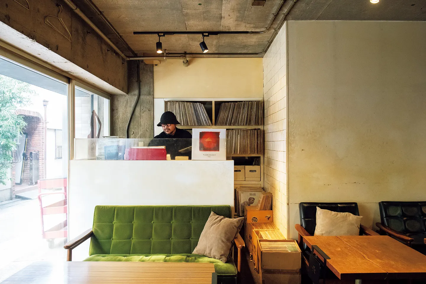 Roman Records Cafe 공간 사진 1