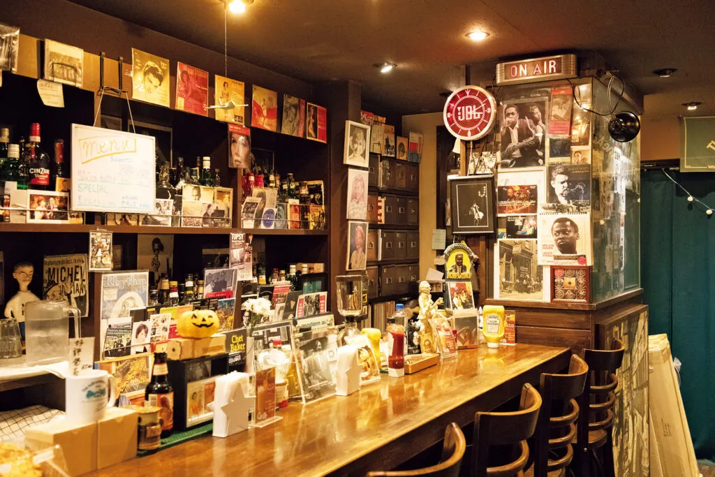 The Adirondack Cafe 공간 사진 1